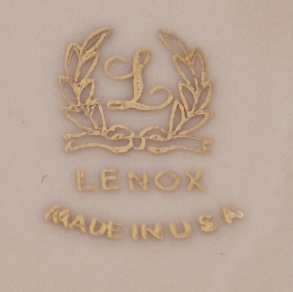 Lenox Cottage Leaf teapot - vintage - Picture 8 of 11